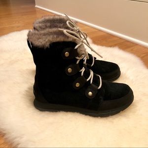 Black Sorel Explorer Joan Boot
